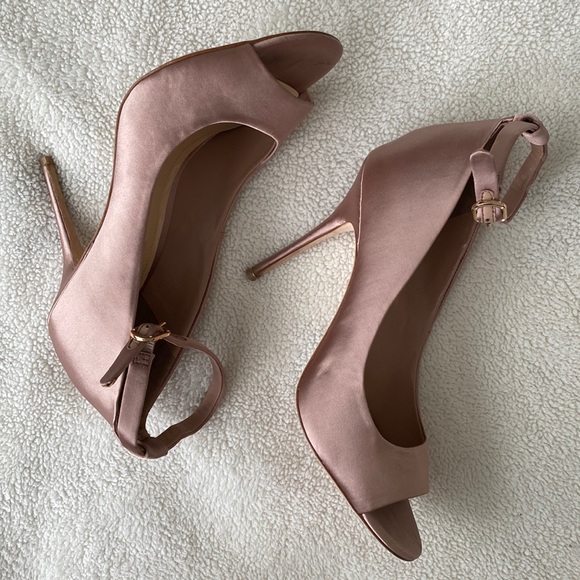 Vince Camuto Shoes - Vince Camuto